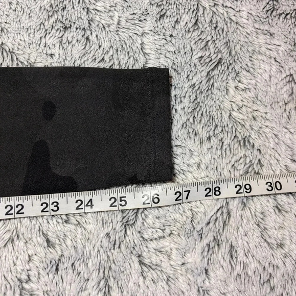 NEW American Giant Black Gray Camo Leggings Size 0 Pocket Power Legging - Picture 5 of 6